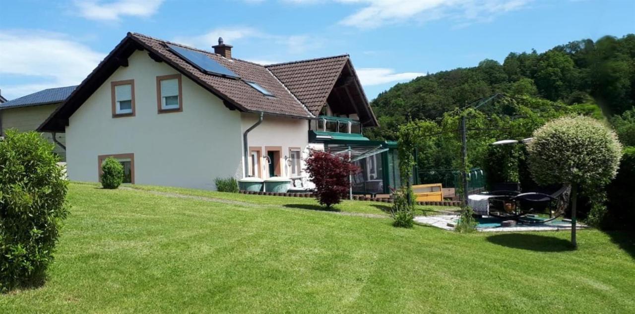 Ferienwohnung Auszeit Waxweiler Экстерьер фото